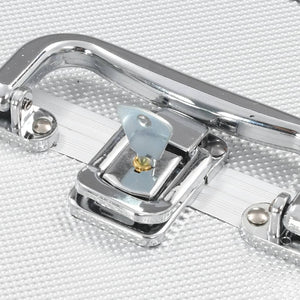 Silberner Aluminium Kosmetikkoffer