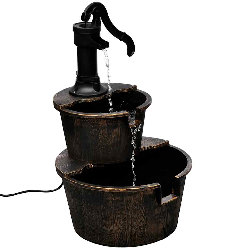 Kaskadenbrunnen mit Handwasserpumpe
