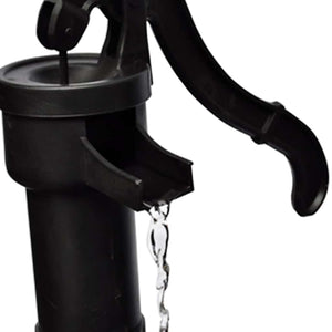 Kaskadenbrunnen mit Handwasserpumpe