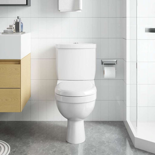 Toilette mit Spülkasten, Weiß