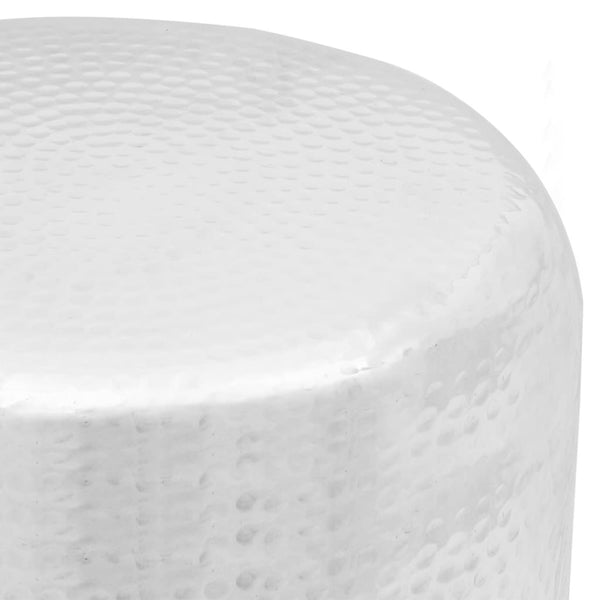 Hocker/Beistelltisch aus gehämmertem Aluminium Silbern