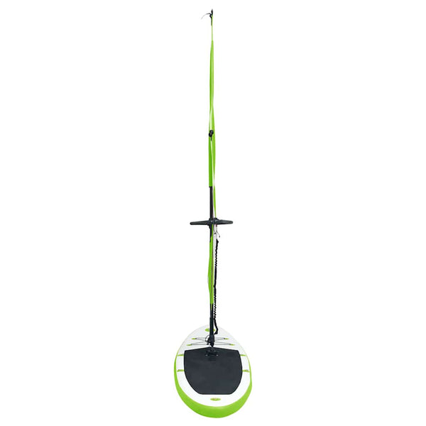 Aufblasbares SUP-Board mit Segel