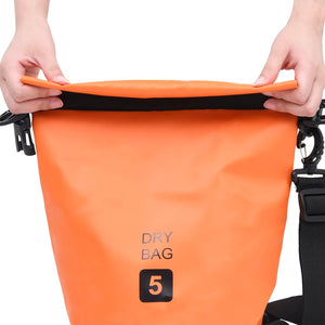 Orangefarbener 5L-Trockensack