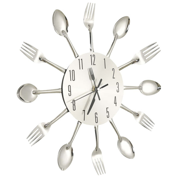 Silberne Wanduhr mit Besteck-Design