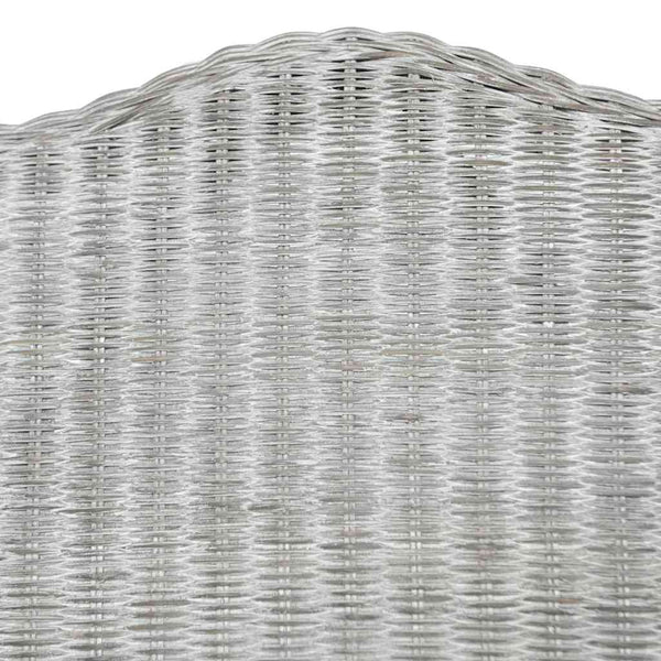 Grauer Rattan Sessel mit Leinenkissen