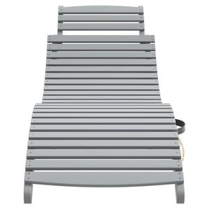 Sonnenliege mit Tisch aus Akazienholz Grau
