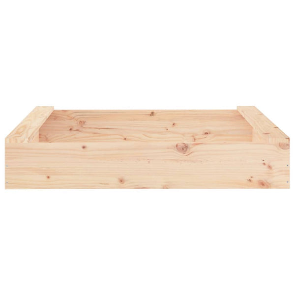 Quadratischer Sandkasten mit Sitzen aus Kiefernholz