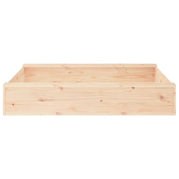 Quadratischer Sandkasten mit Sitzen aus Kiefernholz