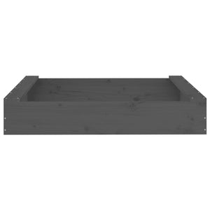 Quadratischer Sandkasten mit Sitzen aus Kiefernholz