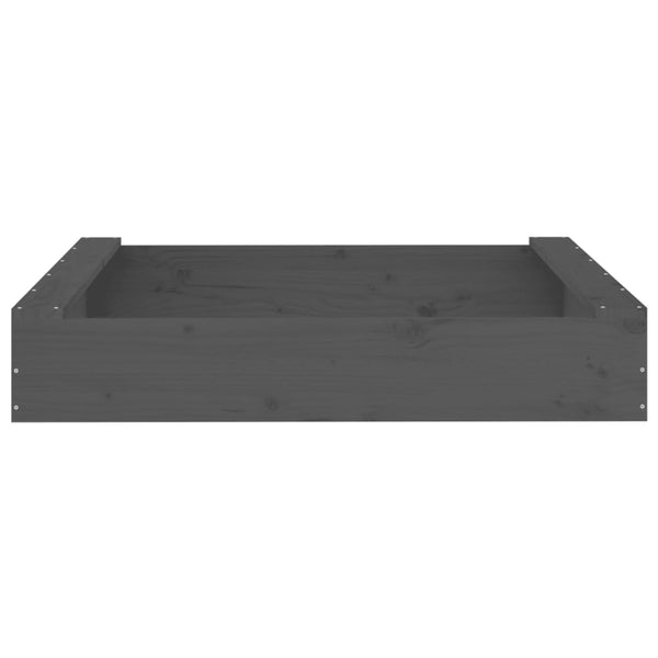 Quadratischer Sandkasten mit Sitzen aus Kiefernholz