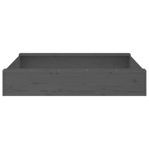 Quadratischer Sandkasten mit Sitzen aus Kiefernholz