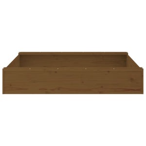 Quadratischer Sandkasten mit Sitzen aus Kiefernholz