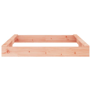 Quadratischer Sandkasten mit Sitzen