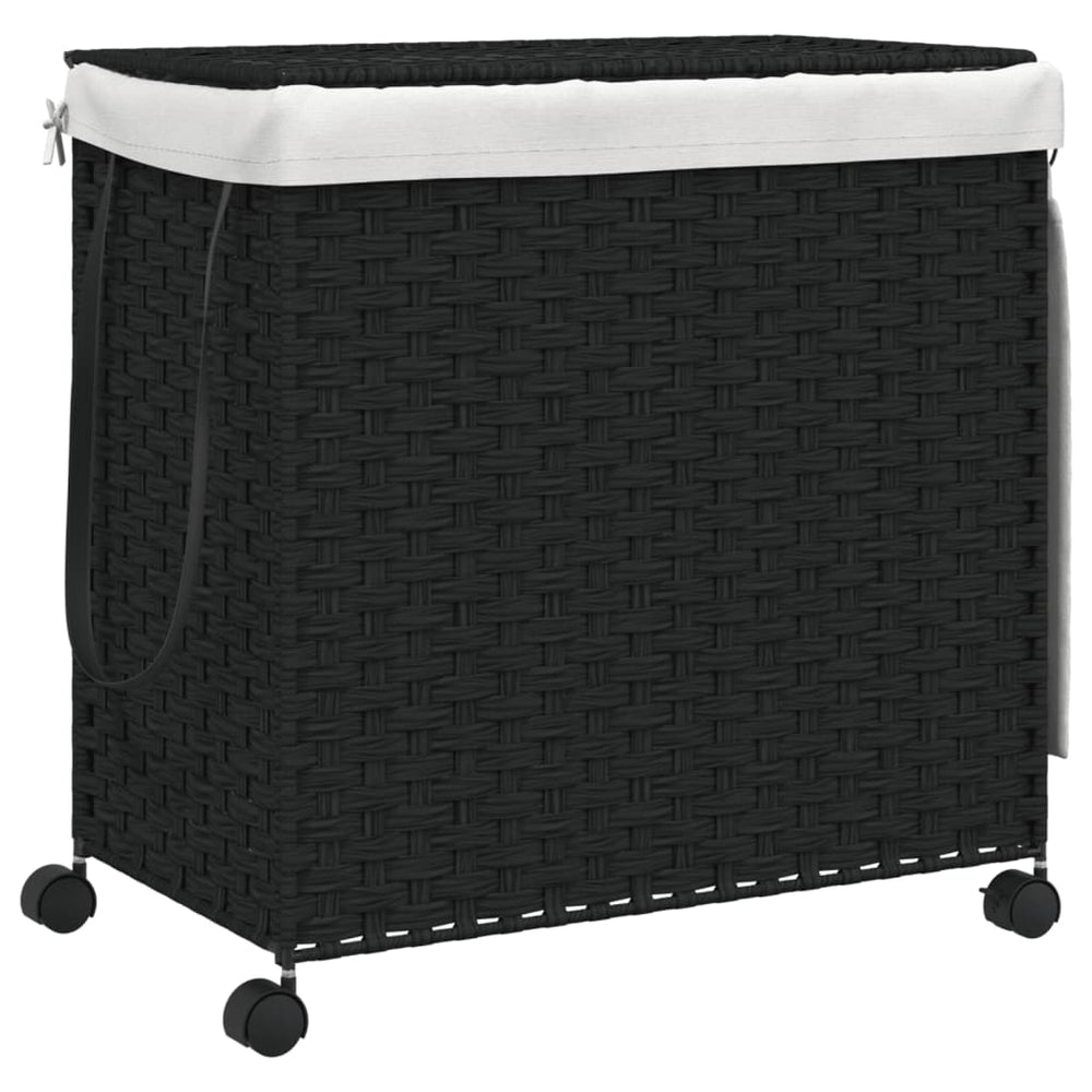 Schwarzer Rattan-Wäschekorb mit Rollen