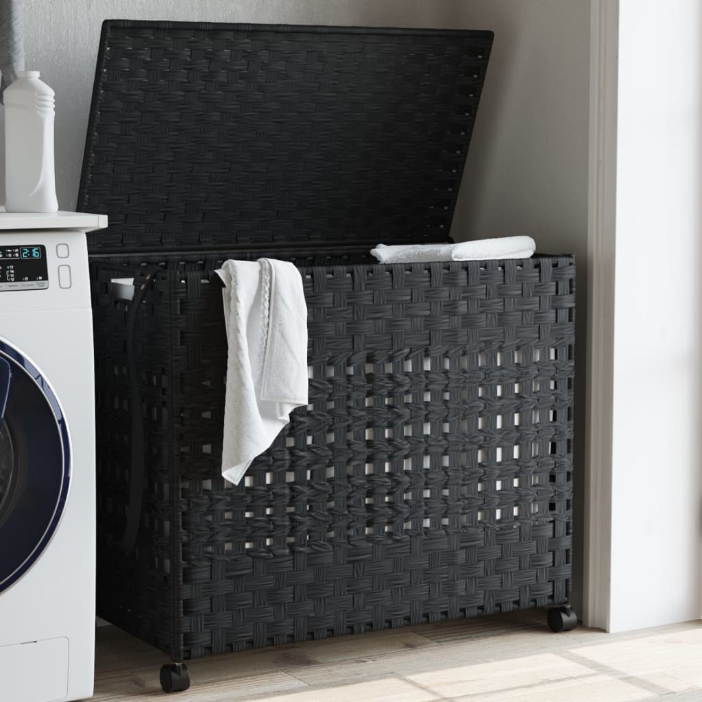 Schwarzer Rattan Wäschekorb mit Rollen