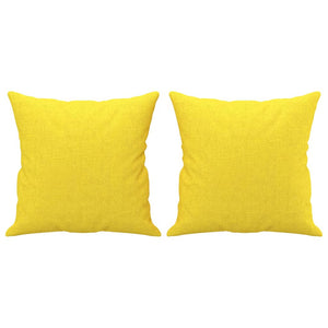 Hellgelbes 2-Sitzer Sofa mit Zierkissen