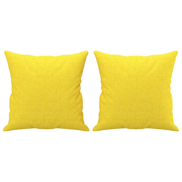 Hellgelbes 2-Sitzer Sofa mit Zierkissen