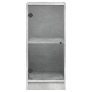 Betongrauer Beistellschrank mit Glastüren