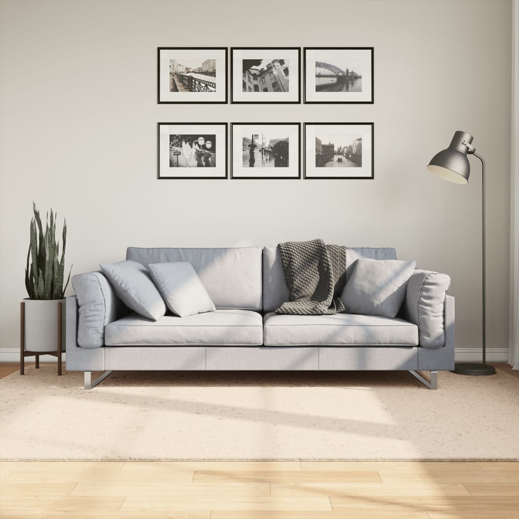 Beiger Kurzflor Teppich 160x230 cm