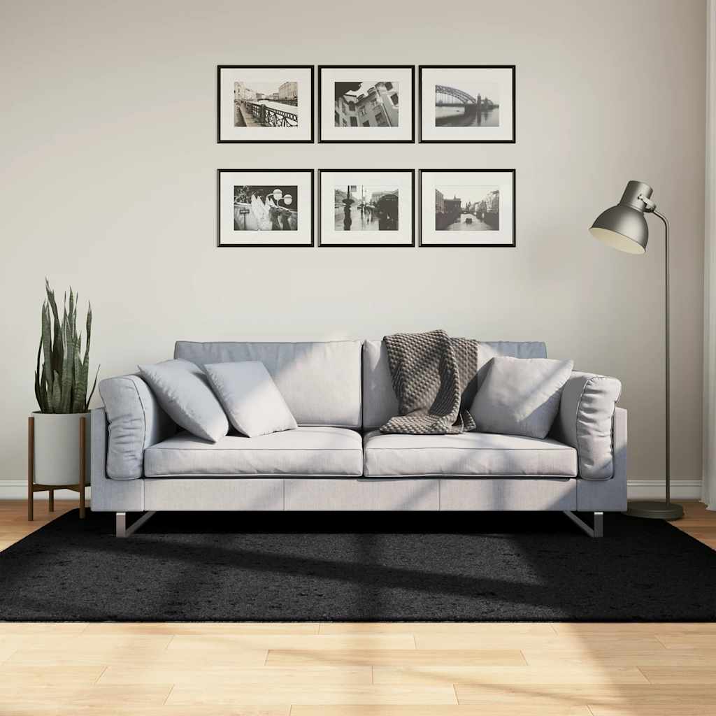 Schwarzer Shaggy Teppich 140x200 cm
