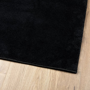 Schwarzer Kurzflor Teppich 140x200 cm