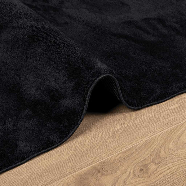 Schwarzer Kurzflor Teppich 240x340 cm