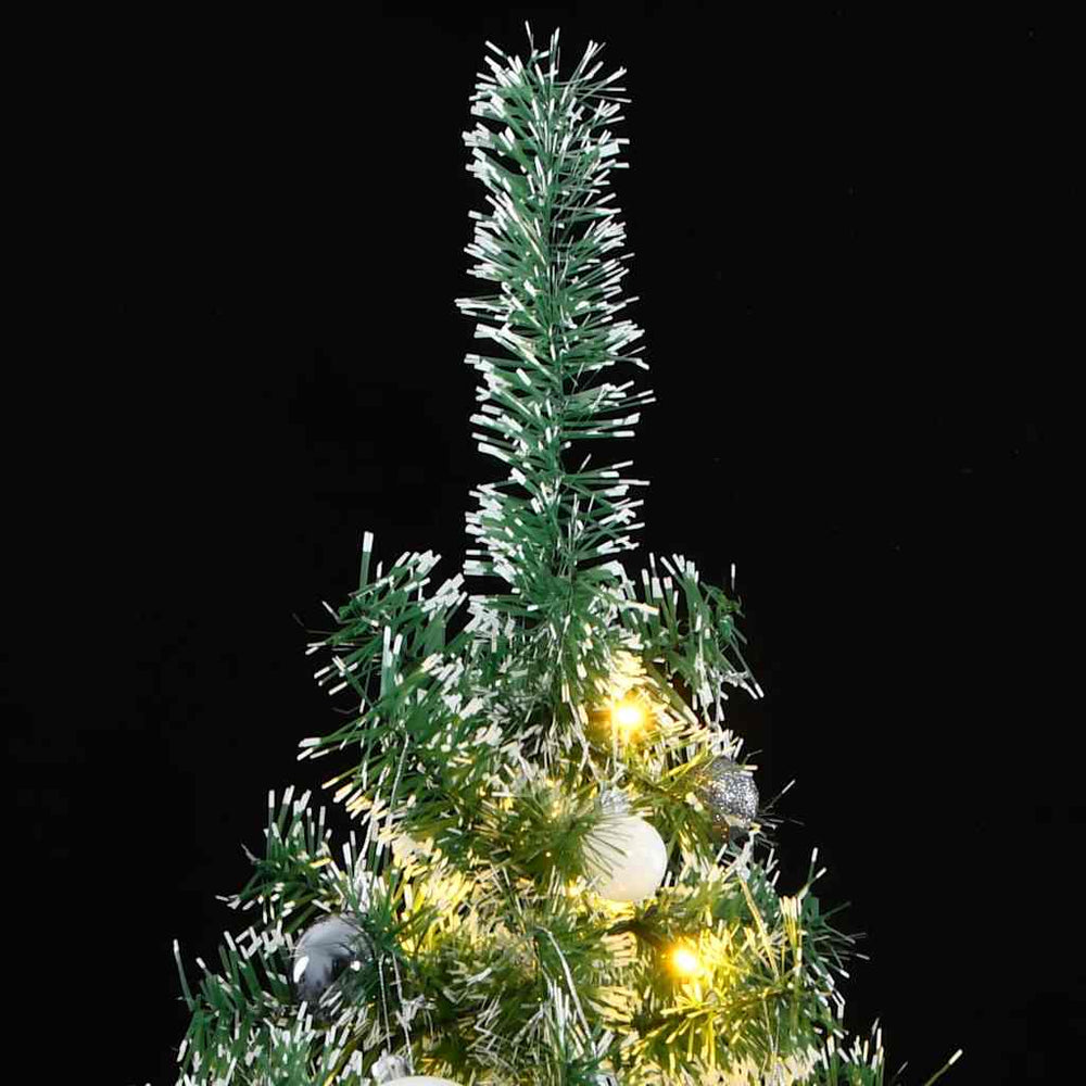 Beschneiter Weihnachtsbaum mit LEDs & Kugeln, 240cm