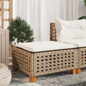 Beiger Gartenhocker mit Kissen