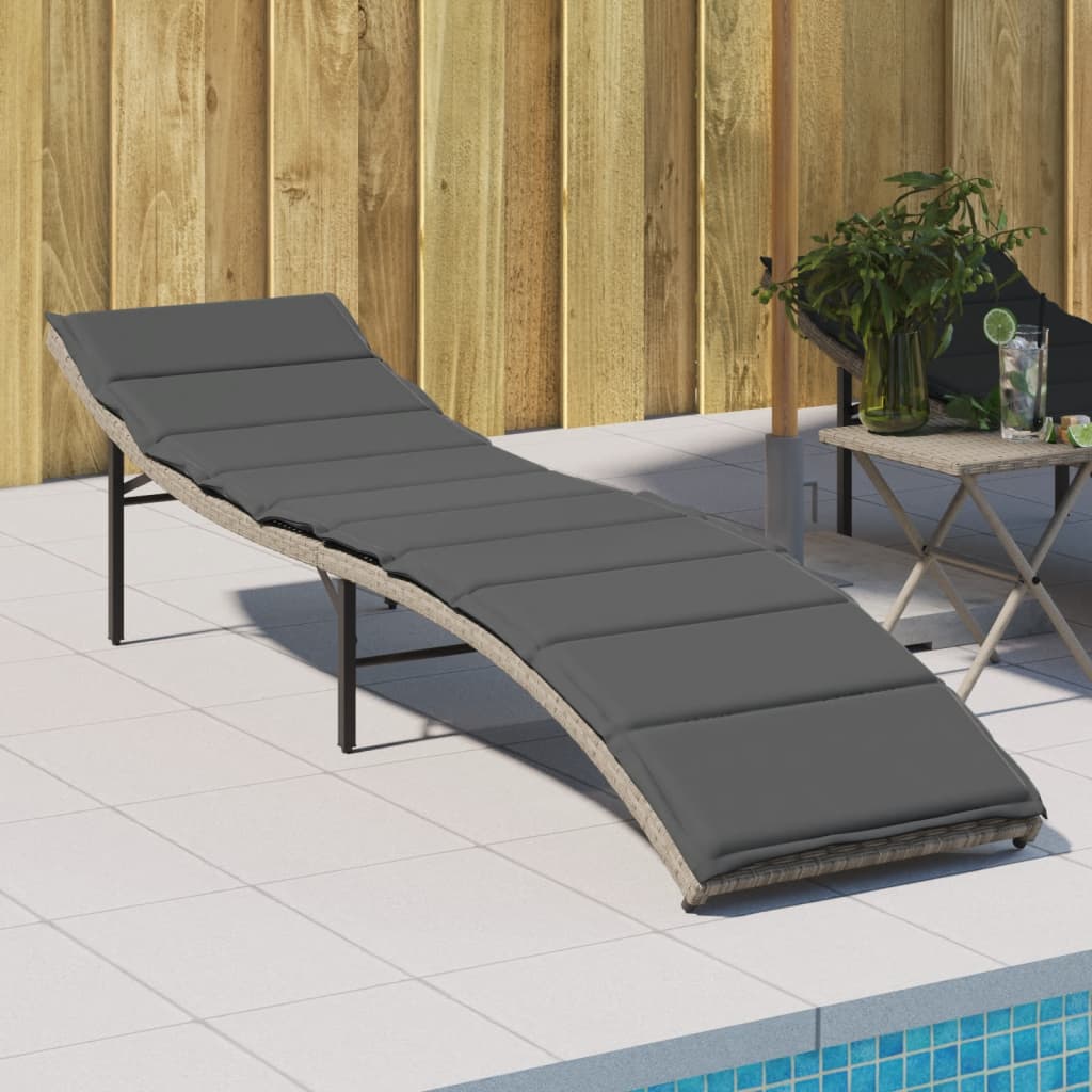 Sonnenliege Poly Rattan Hellgrau mit Kissen