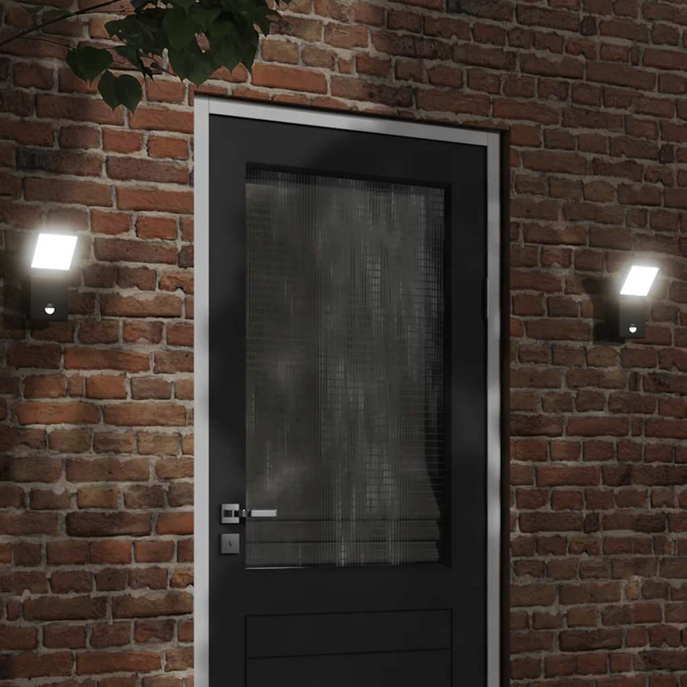 LED-Außenwandleuchte mit Sensor, Schwarz