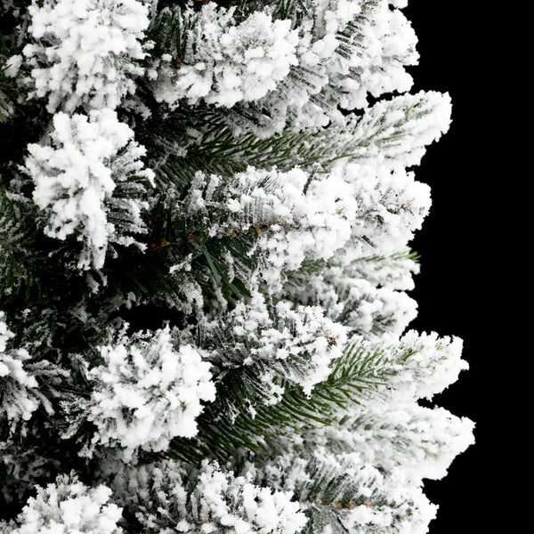 Schlanker, beschneiter Weihnachtsbaum, 150 cm