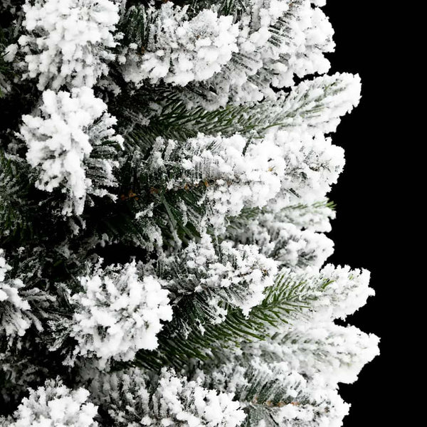 Schlanker, beschneiter Weihnachtsbaum, 180 cm