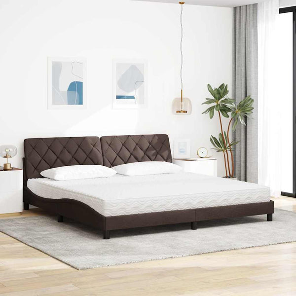 Bett mit Matratze Dunkelbraun 200x200 cm
