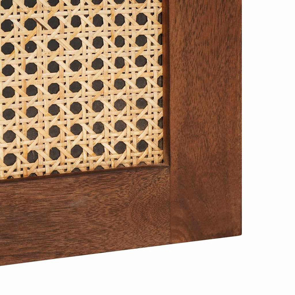 Brauner Badezimmerschrank mit Tür