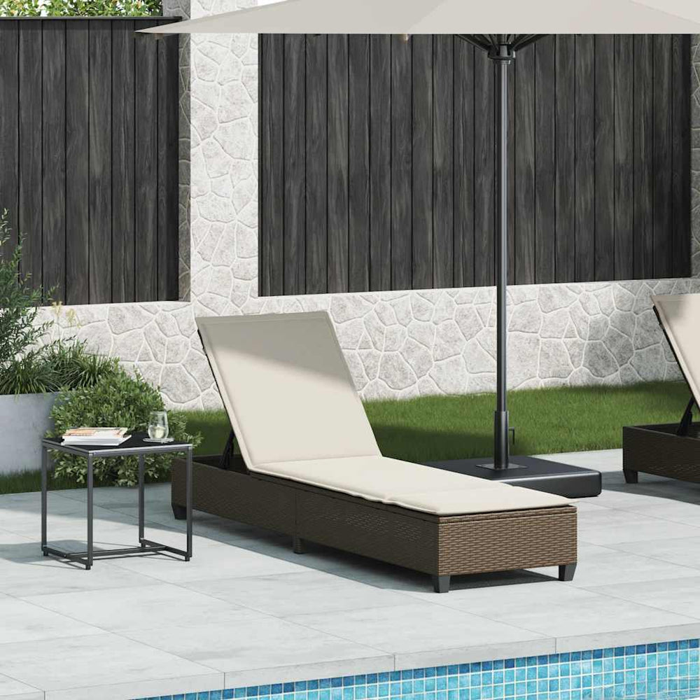 Sonnenliege Braun mit Auflagen Poly Rattan