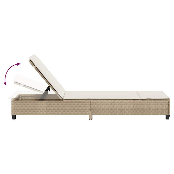 Beige Sonnenliege mit Auflagen