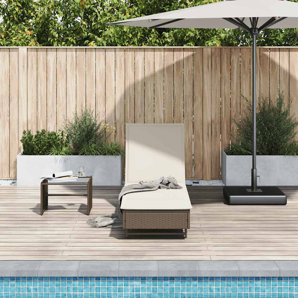 Sonnenliege Braun Poly Rattan mit Rädern