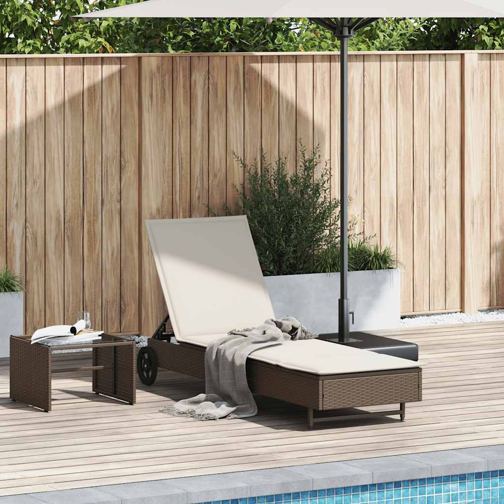 Sonnenliege Braun Poly Rattan mit Rädern