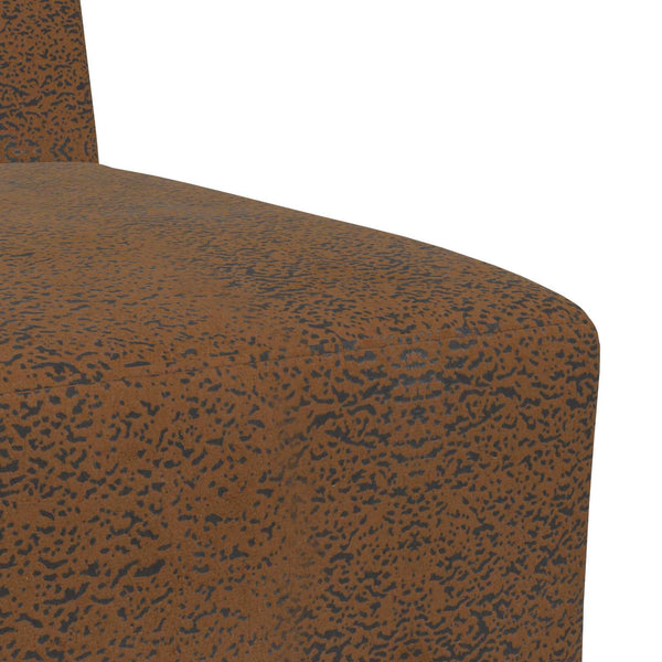 Brauner Sofa Sessel mit Kissen