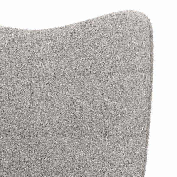 Hellgrauer Sherpa Sessel