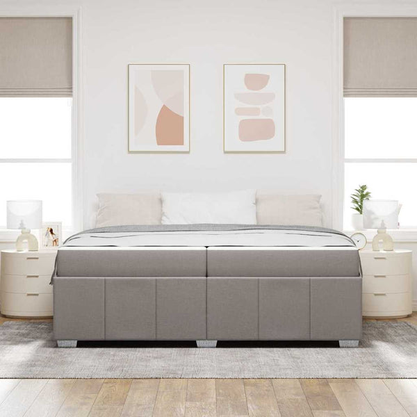 Bettrahmen mit Matratze Taupe 200x200 cm