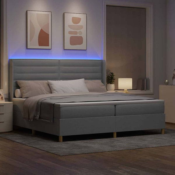 Boxspringbett 200x200 cm mit LED Hellgrau