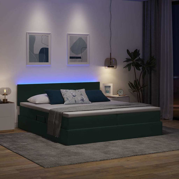 Dunkelgrünes Samtbett mit LED 200x200