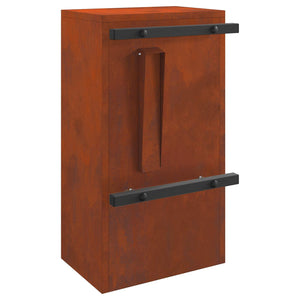 Rostiger Briefkasten mit Speicher