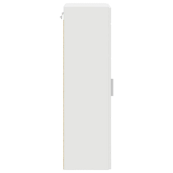 Weißer Holzschrank mit Stauraum