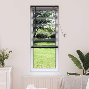 Schwarze PVC Jalousie 150 x 60 cm