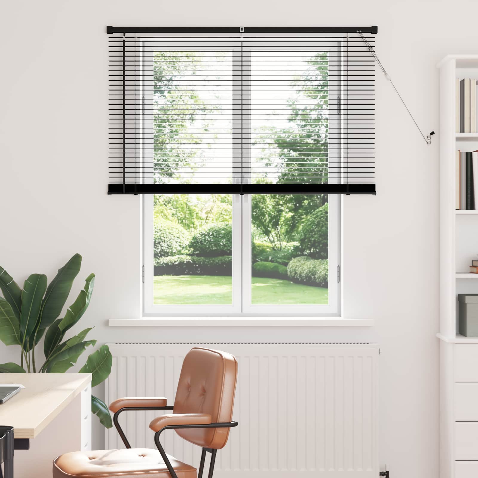 Schwarze PVC Jalousie 150 x 120 cm