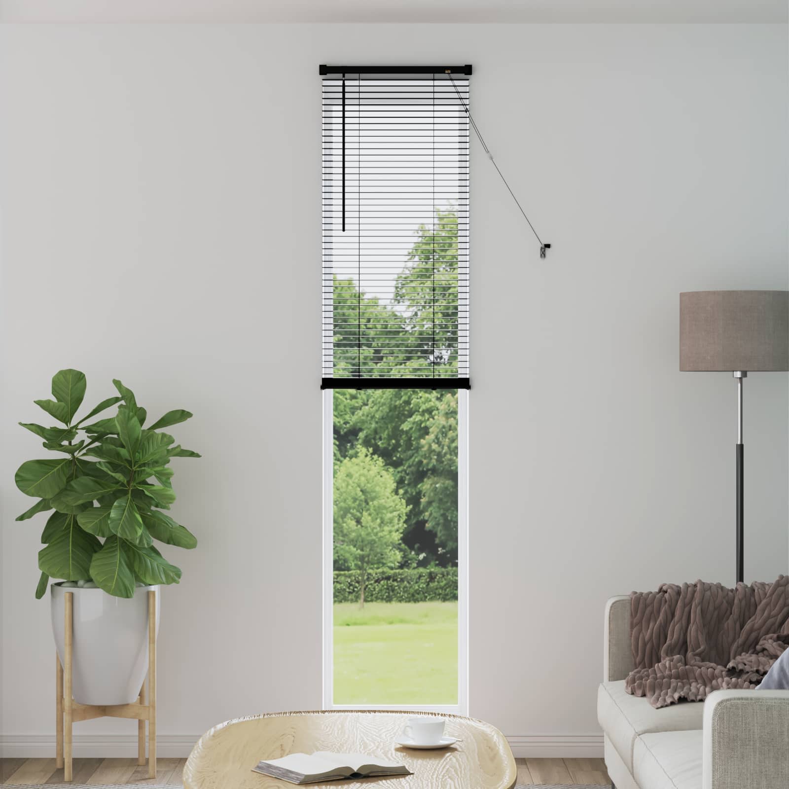 Schwarze PVC Jalousie 213 x 40 cm