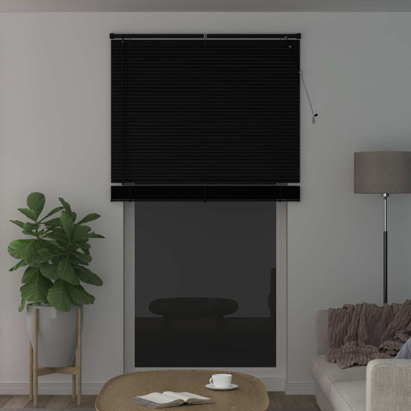 Schwarze PVC Jalousie 213 x 110 cm