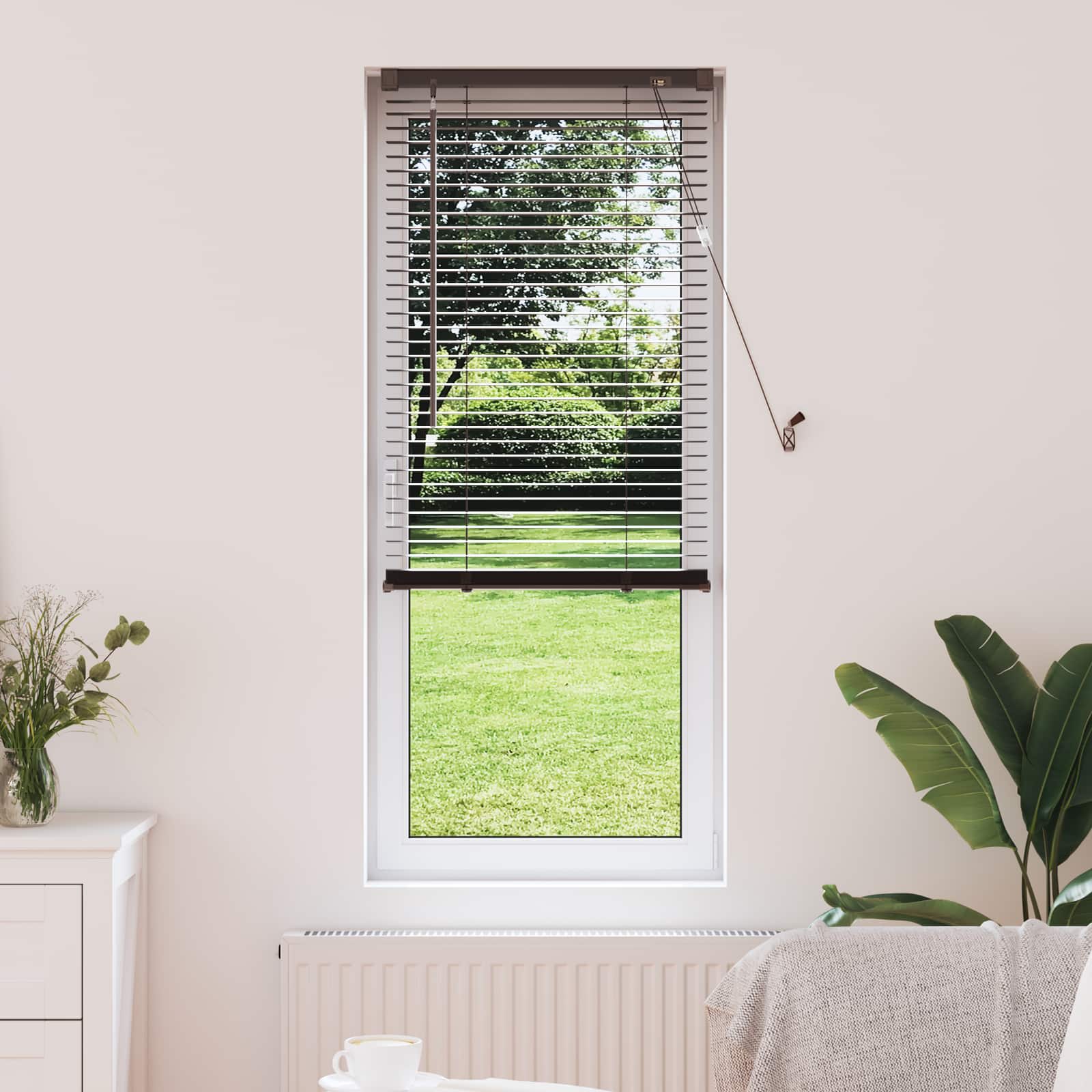 Dunkelbraune PVC Jalousie mit Muster 150x60